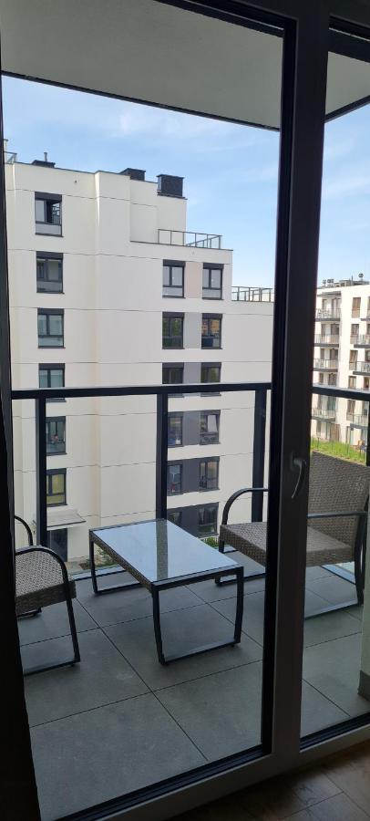 Airport Apartment Warsaw Exterior photo